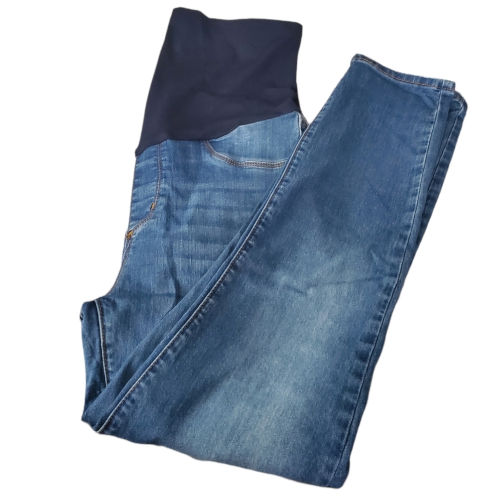 Maternity skinny jeans